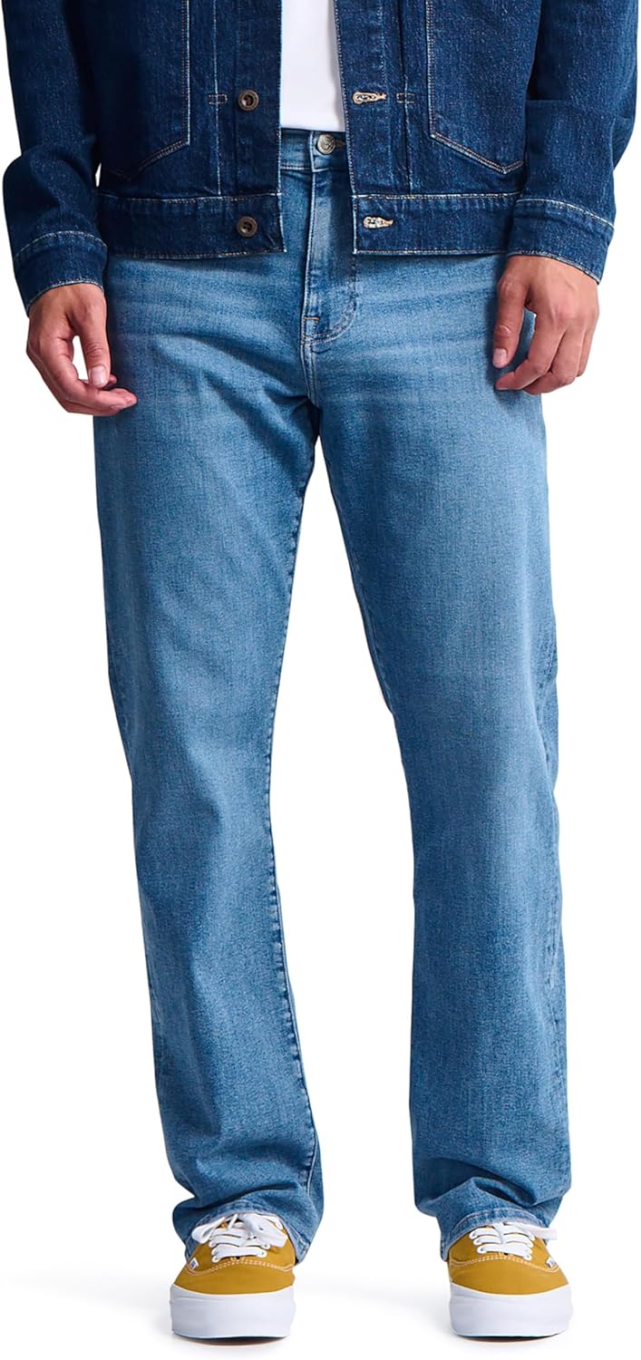 Roam Men's Mid Rise Relaxed Straight Leg Jeans