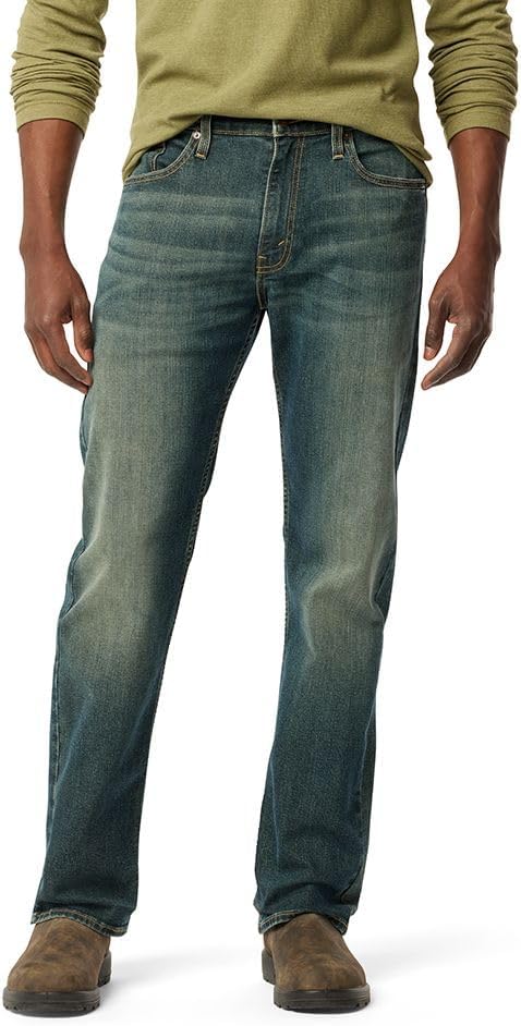 Levi Strauss Signature Gold Men's Regular Fit Flex Jeans (Available in Big & Tall)